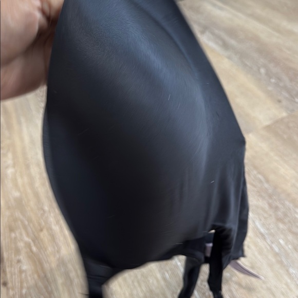 Victoria's Secret Size 36DD Black Bra Seamless Adjustable - Picture 7 of 9